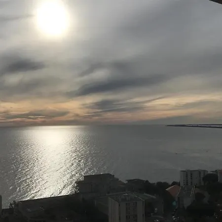 T2 Vue * Bastia (Corsica)