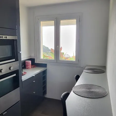 T2 Vue Apartment *